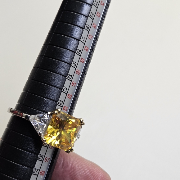 Radiant Sterling 925 Silver With Diamonique Ring, Set In A Halo Design - Picture 9 of 9